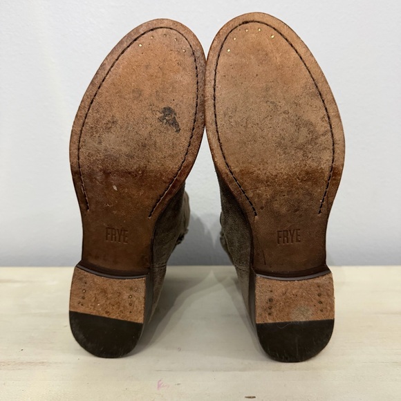 Frye Taupe Suede Cara Ankle Booties Size7.5 - Picture 8 of 9